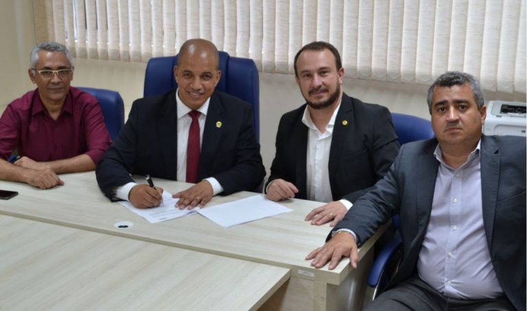 ACORDOS E NOVAS PARCERIAS PARA A RADIOLOGIA MINEIRA AVANÇAR