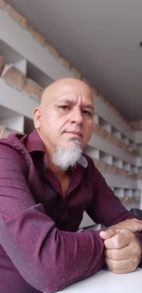 TR Carlos Henrique Vieira dos Santos